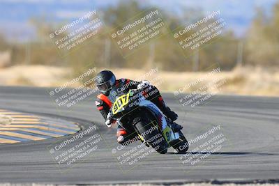 media/Jan-10-2025-CVMA Friday Practice (Fri) [[489e0da257]]/Group 4 and Trackday/Session 5 (Turn 7)/